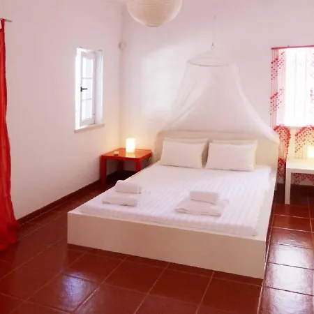 Charneca Villa