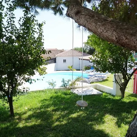 Charneca Villa