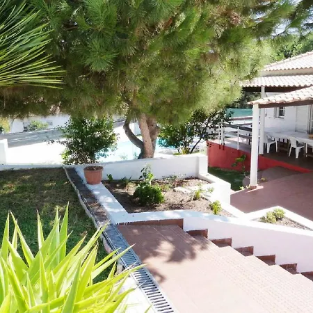 Villa Charneca